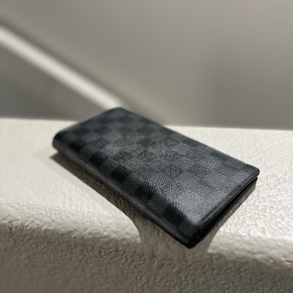 Louis Vuitton Graphite Brazza Long Wallet - Picture 1 of 12